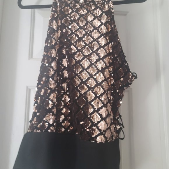 Day & Night  Black &Gold Sequin's Halter Bodysuit Size 3x (NWO) - Picture 3 of 9